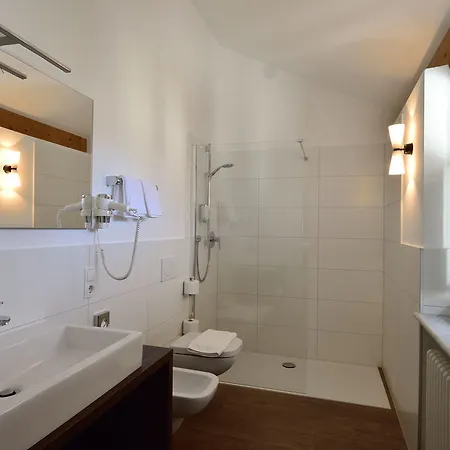 Teutschhaus 3* Cortina Sulla Strada del Vino
