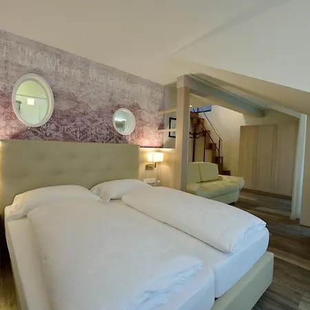 Teutschhaus 3*